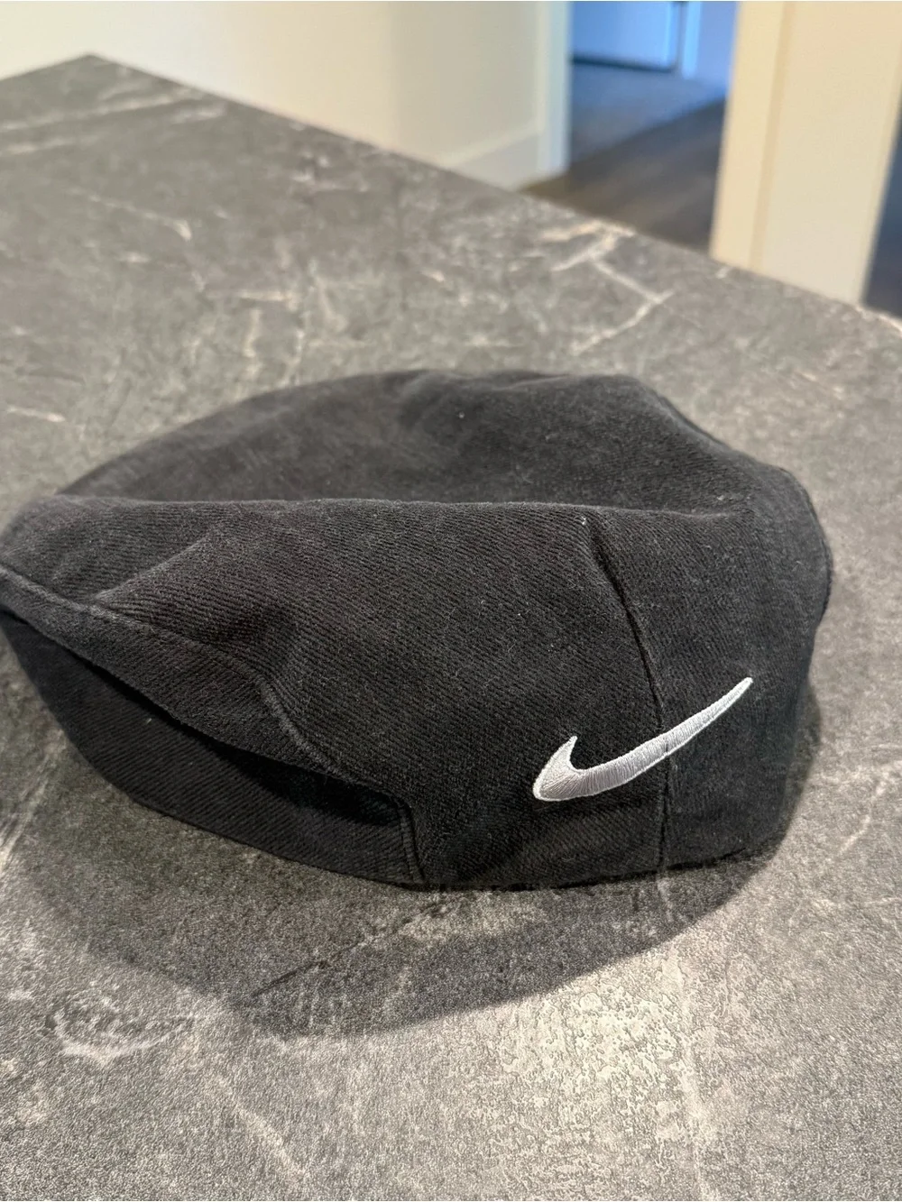Nike golf vintage beret newsboy hat 90s black gray mens OSFA swoosh Jordan Tiger